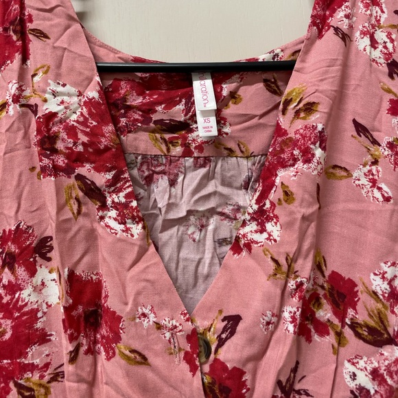 Cute Pink floral midi dress- worn once size XS - Picture 2 of 3